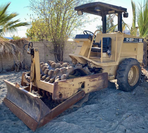 caterpillar-cp323c-padfoot-roller-78301216-big-1