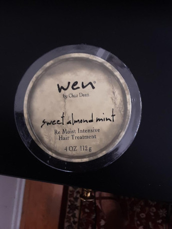 wen-remoist-intensive-hair-treatment-sweet-almondmint-anti-frizz-styling-cream-big-3