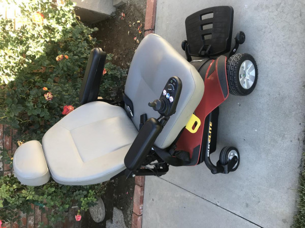 select-elite-electric-wheelchair-big-0