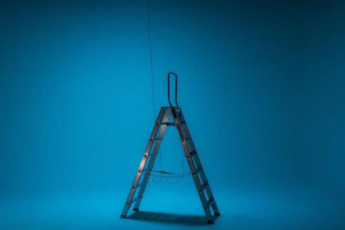 discover-premium-quality-folding-aluminium-ladders-big-0