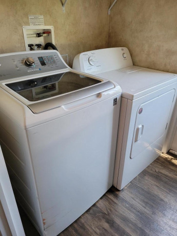 washer-and-dryer-big-2