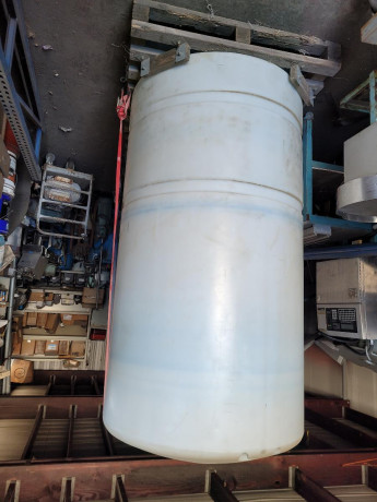 plastic-water-tank-500-gallon-big-0