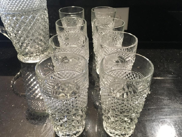 antique-diamond-cut-pitcher-and-8-glasses-big-1