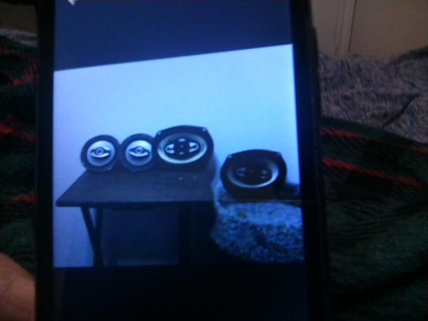 4-car-speakers-big-0