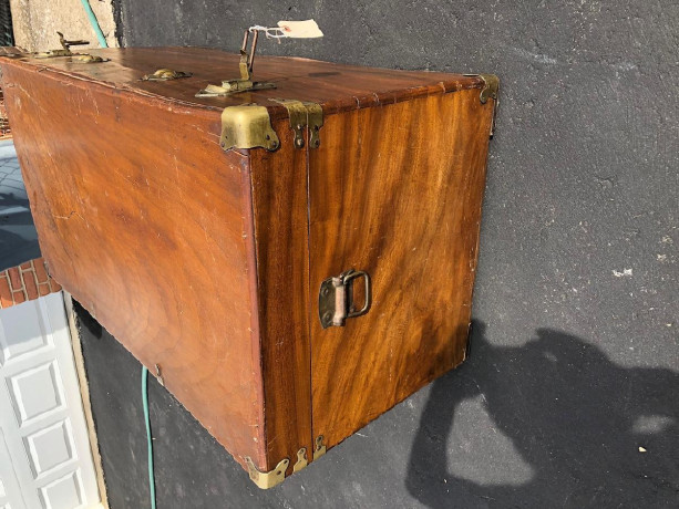 camphor-chest-from-192030s-big-2