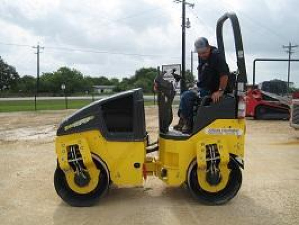 48-bomag-double-drum-asphalt-roller-big-0