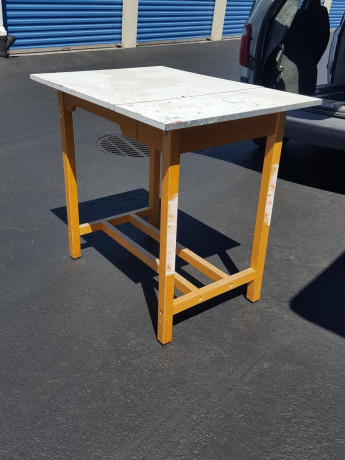 art-drawing-tables-big-3