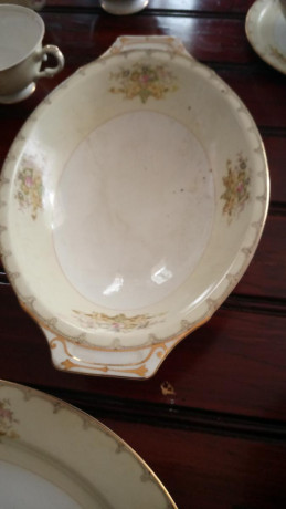 antique-dishes-nice-big-2