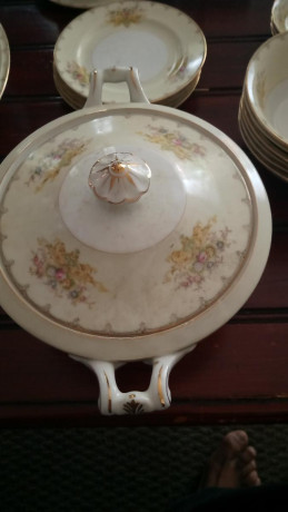 antique-dishes-nice-big-4