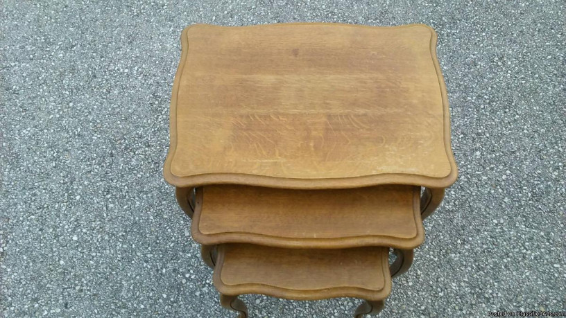 antique-oak-nesting-tables-big-0