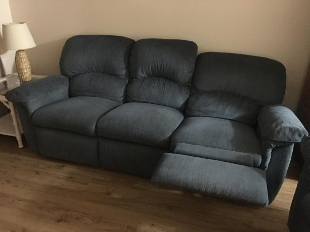reclining-sofa-big-0