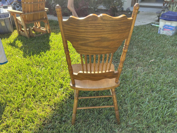 round-table-and-2-chairs-all-wood-big-0