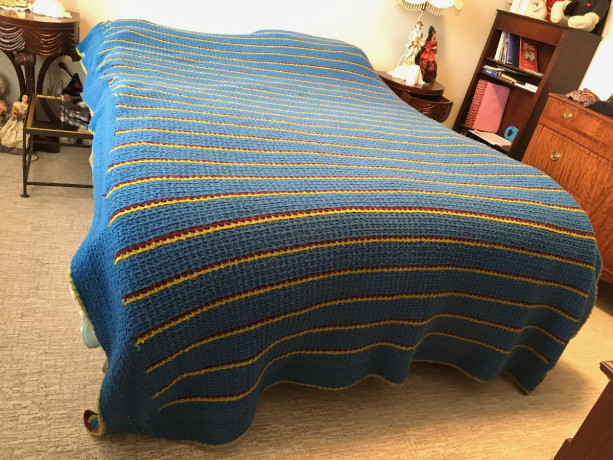 blanket-handmade-heavy-blue-burgundy-and-yellow-stripes-big-4