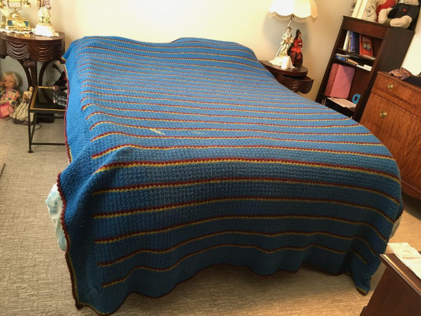 blanket-handmade-heavy-blue-burgundy-and-yellow-stripes-big-3