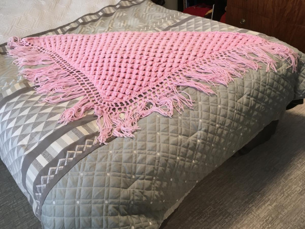handmade-pink-blanket-new-big-4