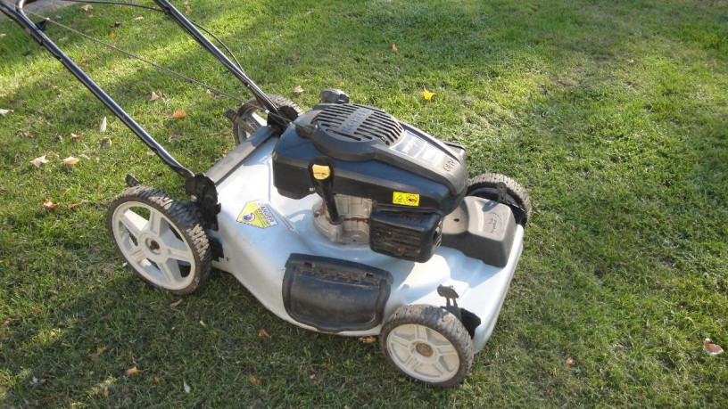 price-reduced-22-kohler-yardman-self-propelled-lawn-mower-big-3