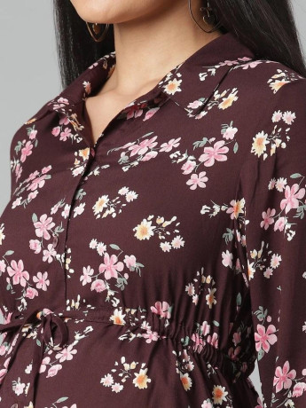 maternity-hi-low-button-up-collared-shirt-floral-print-big-0