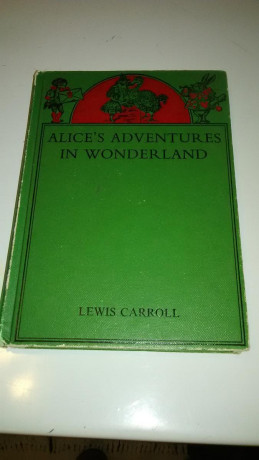 vintage-alices-adventures-in-wonderland-lewis-carroll-st-martins-press-1977-big-4