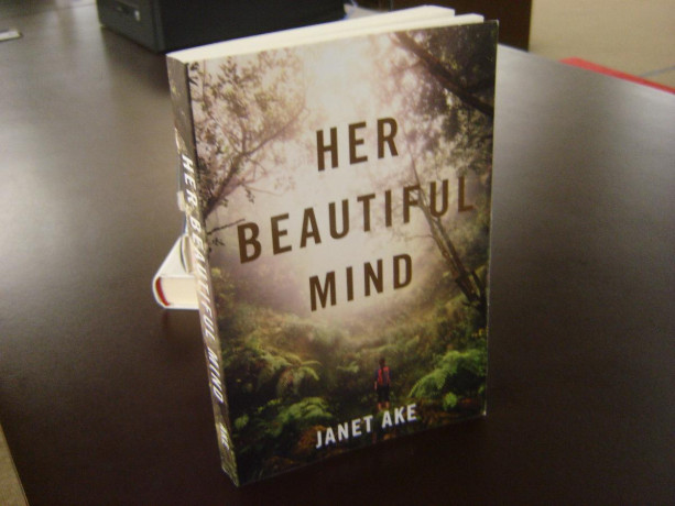 her-beautiful-mind-by-janet-ake-story-of-15-year-old-math-prodigy-ariella-dobbs-new-softcover-2021-big-0
