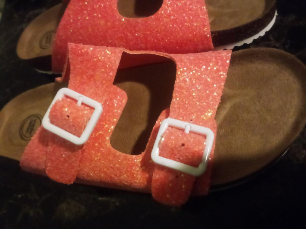 womens-size-7-sandals-big-0