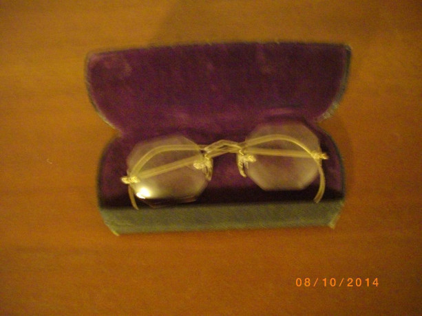 eye-glasses-big-0