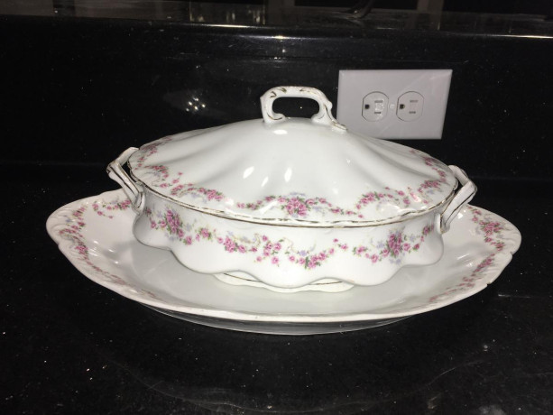 antique-bowl-and-platter-three-piece-set-big-4