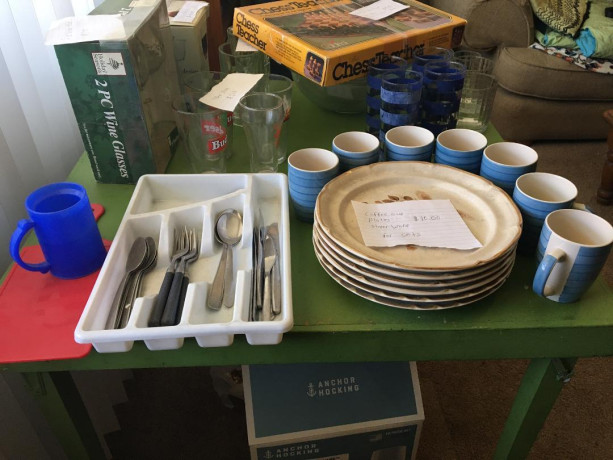 cup-and-plates-big-0
