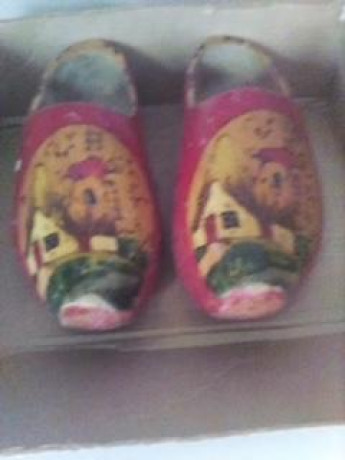 antique-toys-fischer-price-wind-up-radio-wooden-block-set-real-dutch-wooden-shoes-50-each-big-1