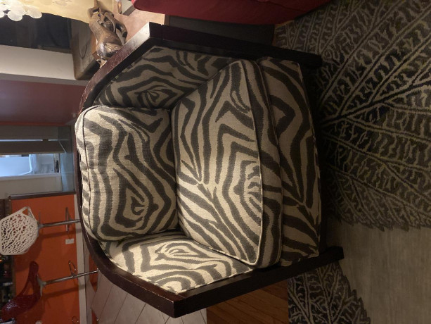 seat-for-living-room-or-corner-big-0