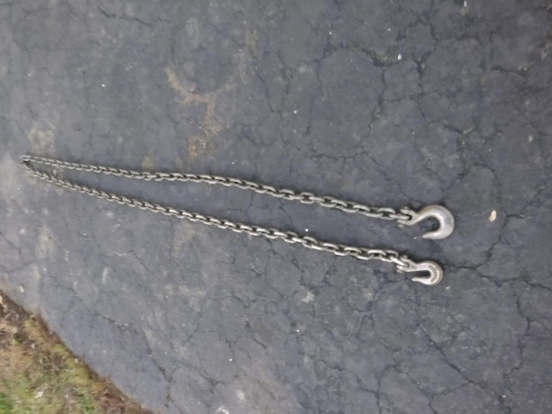 heavy-duty-tow-chain-with-hooks-big-0