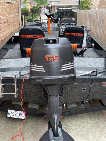 1995-skeeter-pro-deep-v-fishing-boat-big-2
