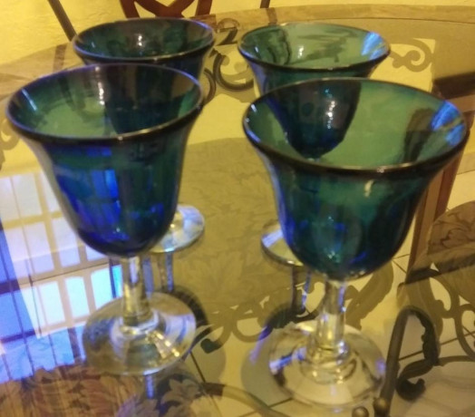 set-of-4-slate-blue-wine-globlets-big-2