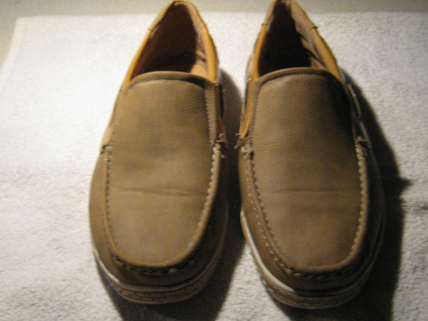 nearly-new-brixton-mans-shoes-size-10-shoe-narrow-width-big-0