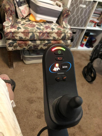 sedeo-power-chair-big-1