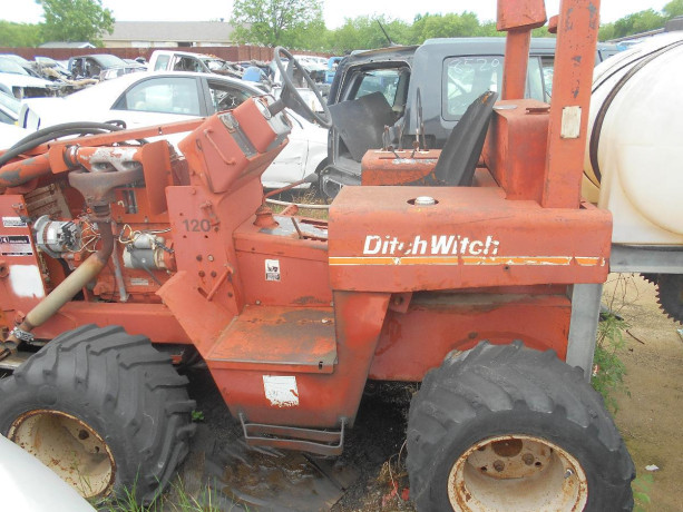 ditch-witch-4010dd-boring-machine-big-3