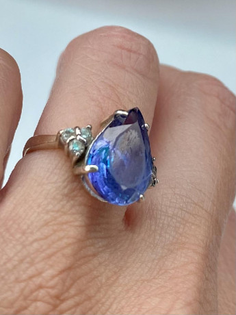 6kt-tanzanite-big-1