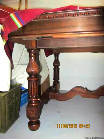 berkey-and-gay-dining-room-table-1-extension-6-chairs-7-pcs-big-3