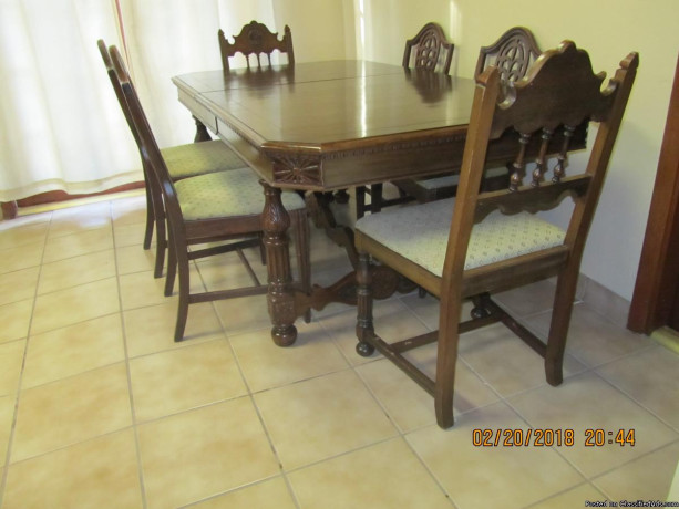 berkey-and-gay-dining-room-table-1-extension-6-chairs-7-pcs-big-0