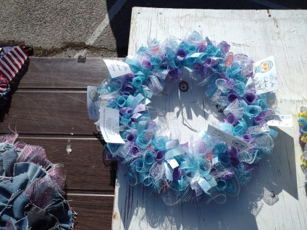 handmade-wreaths-big-2