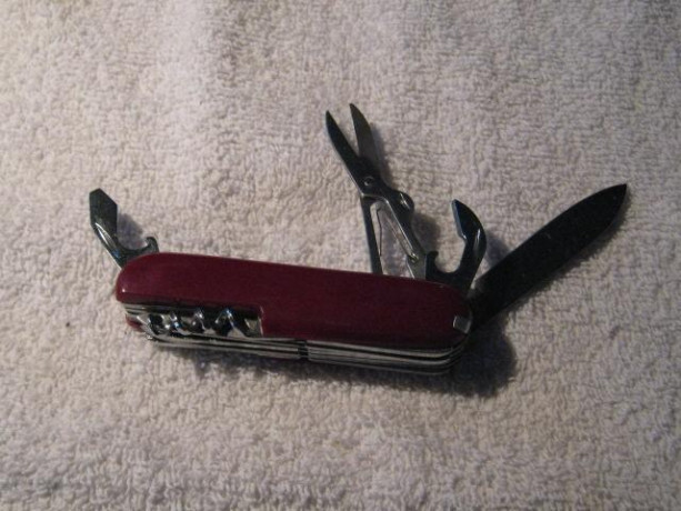 reproduction-new-swiss-army-knife-big-2