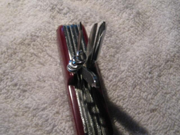 reproduction-new-swiss-army-knife-big-0