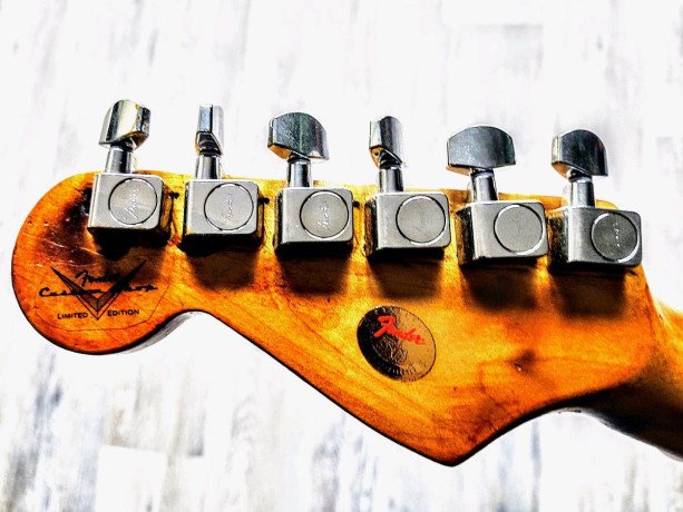 relic-fender-custom-shop-stratocaster-electric-guitar-1963-50th-anniversary-big-0