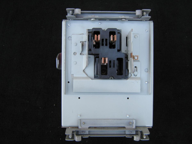 general-electric-armor-clad-busway-flex-a-plug-unit-big-2