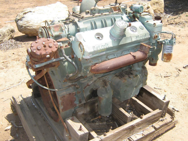 detroit-diesel-8v-92ta-diesel-engine-big-1