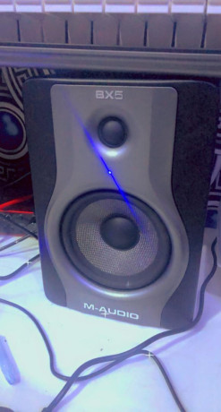 studio-recording-equipment-big-3