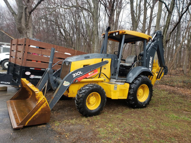 deere-310l-backhoe-big-0