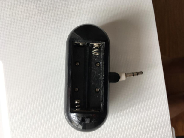 portable-mini-speker-system-on-batteries-big-0