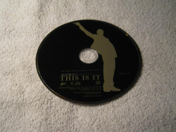 the-music-that-inspired-the-movie-this-is-it-michael-jackson-big-1