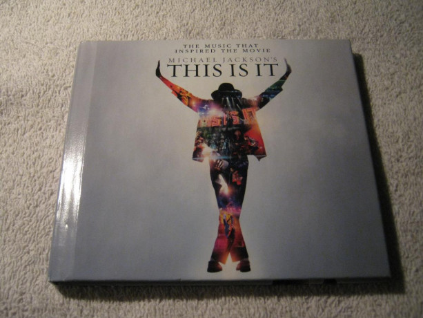 the-music-that-inspired-the-movie-this-is-it-michael-jackson-big-0