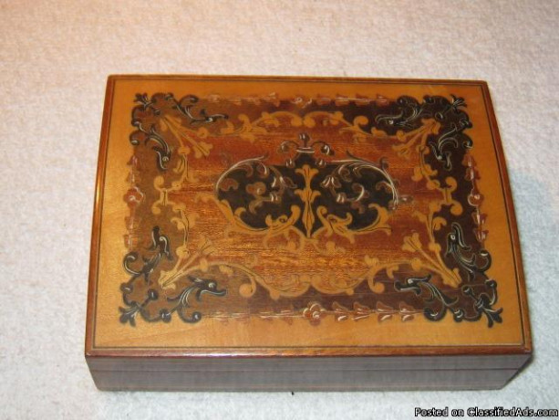 music-box-jewelry-box-big-1